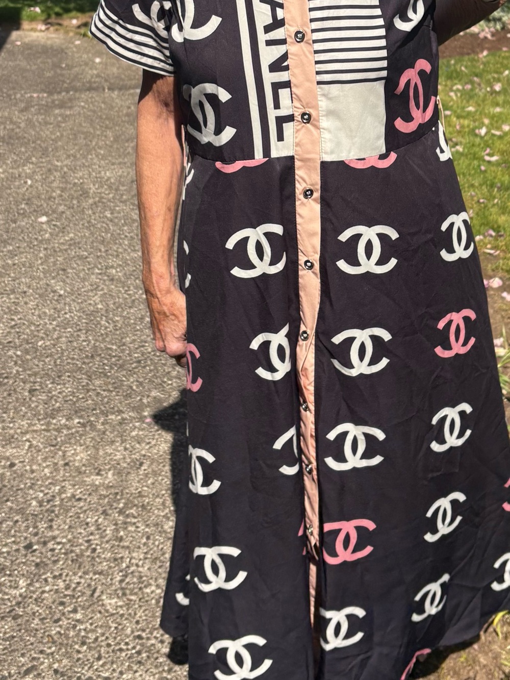 ASelegant Black Dress with Pink & White Logo Print